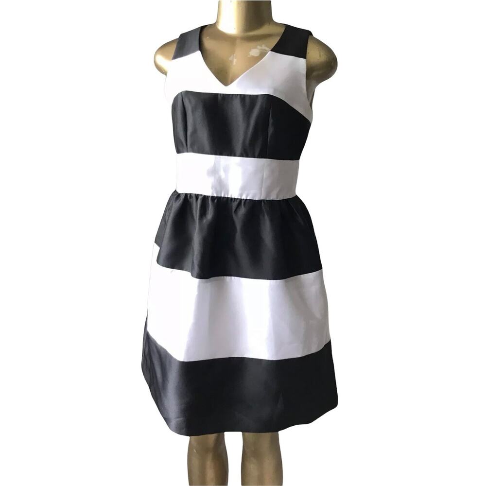 Pim + Larkin Black White Colorblock Fit & Flare Dress Size Small